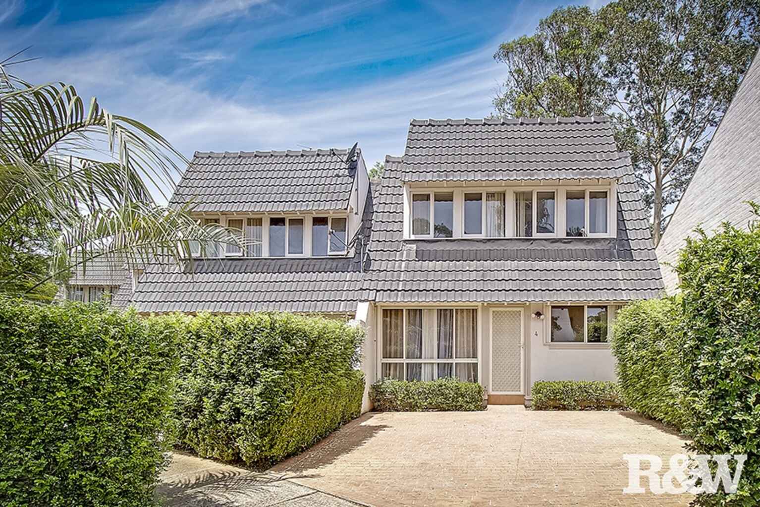 4/9 Gauss Place Tregear