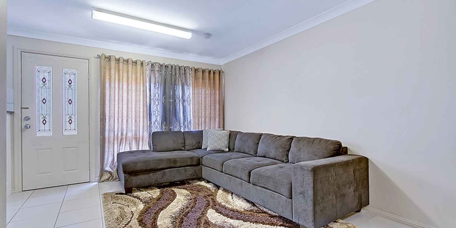 4/9 Gauss Place Tregear