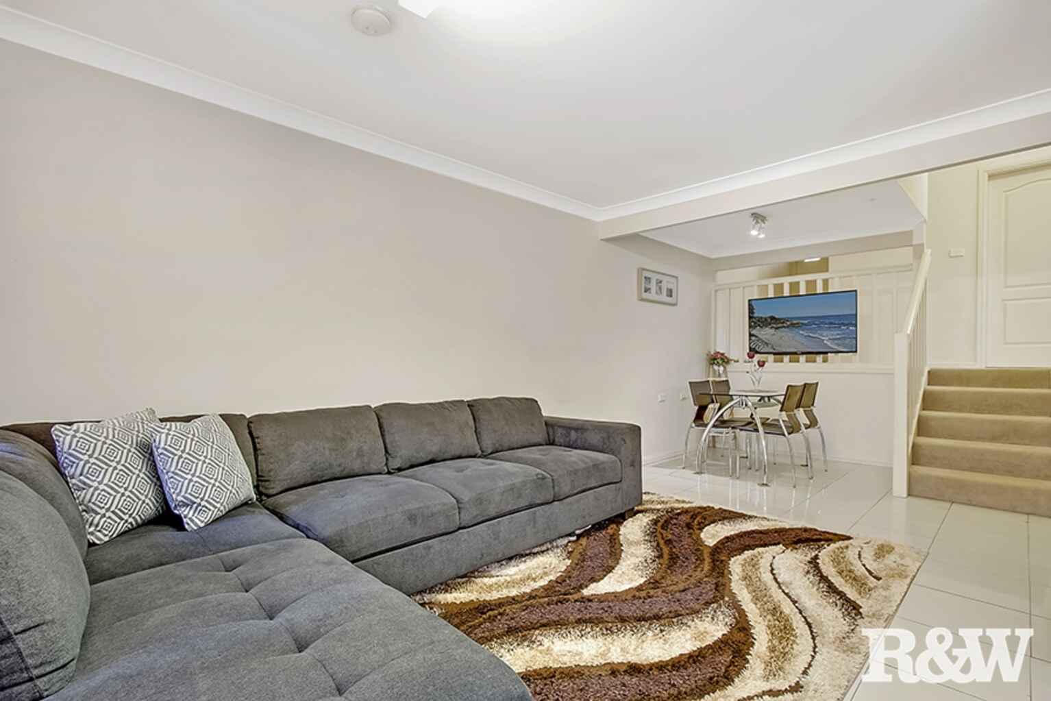 4/9 Gauss Place Tregear