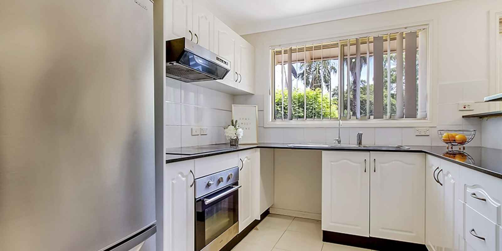 4/9 Gauss Place Tregear