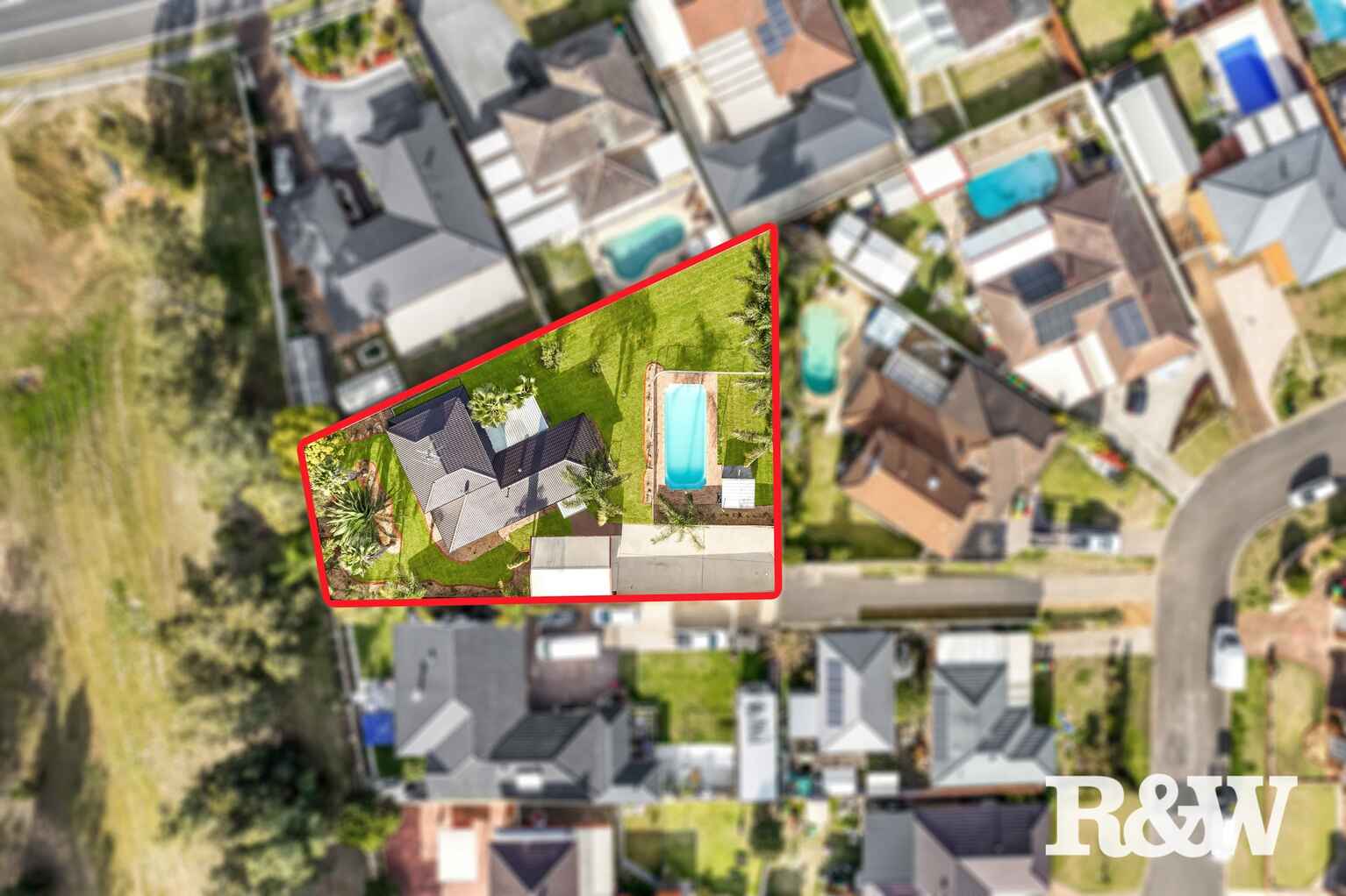 16 Avon Place St Clair