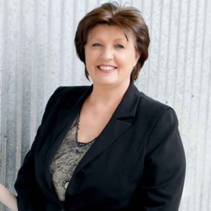 Christine Wallace Christine Wallace