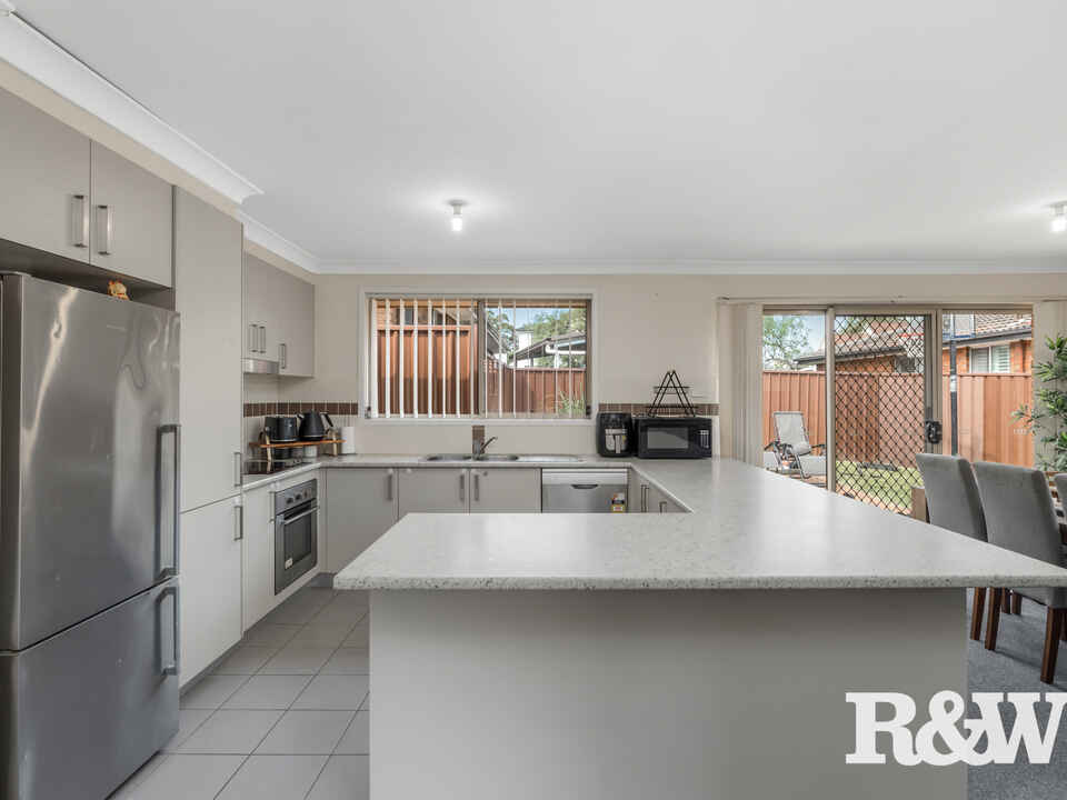10A Peter Pan Glen St Clair