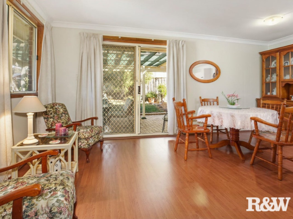 8 Silvereye Close Glenmore Park