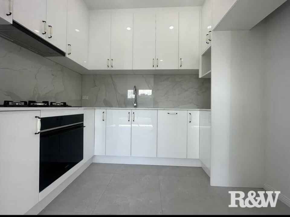 35A Leicester Way St Clair