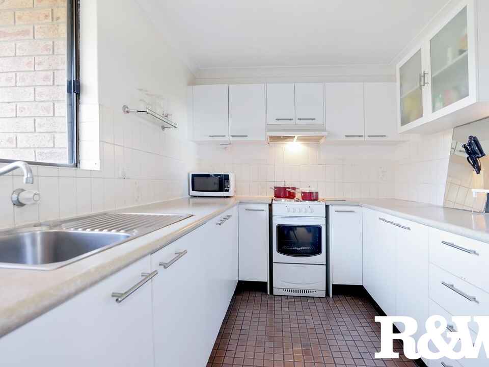 16/20 Luxford Road Mount Druitt