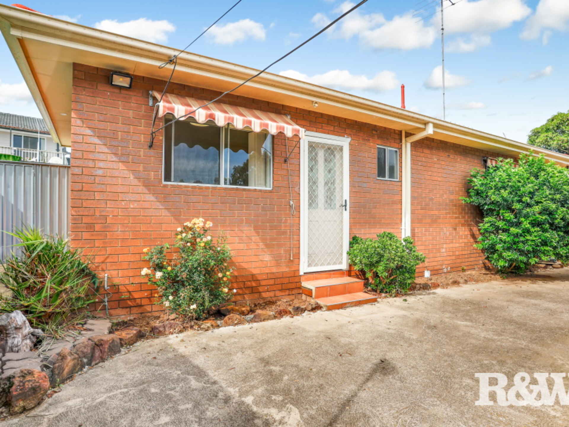 24A Buckland Road St Clair