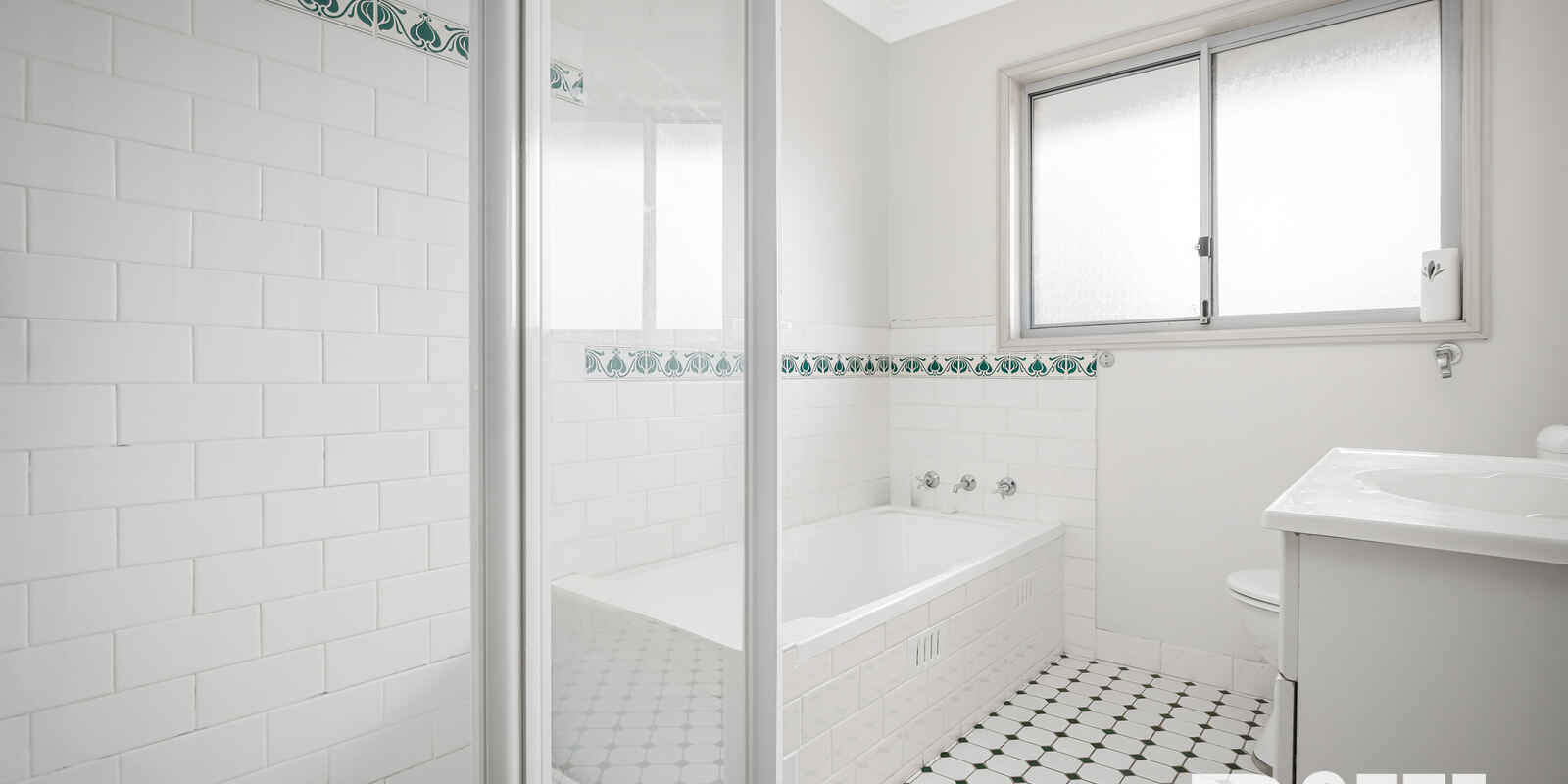 21/113 The Lakes Drive Glenmore Park 21/113 The Lakes Drive Glenmore Park