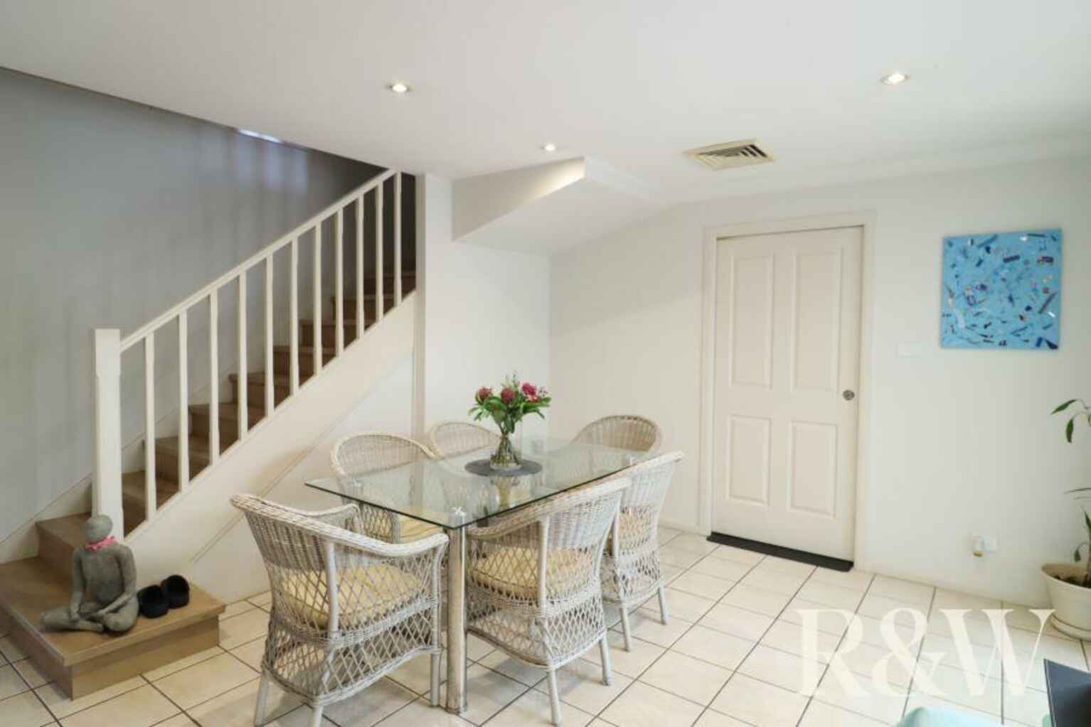 4 Seine Court St Clair