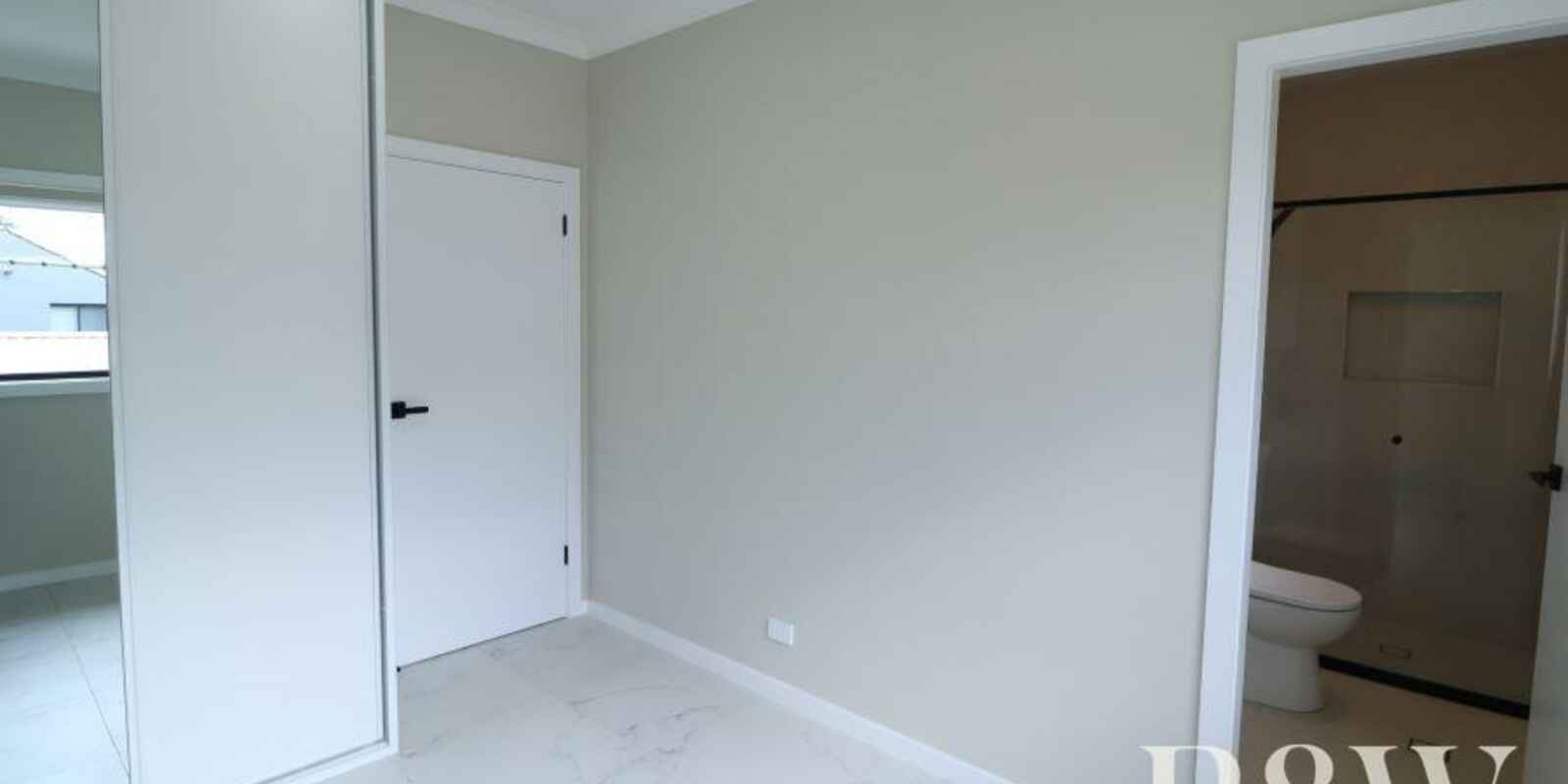 4A Madison Circuit St Clair