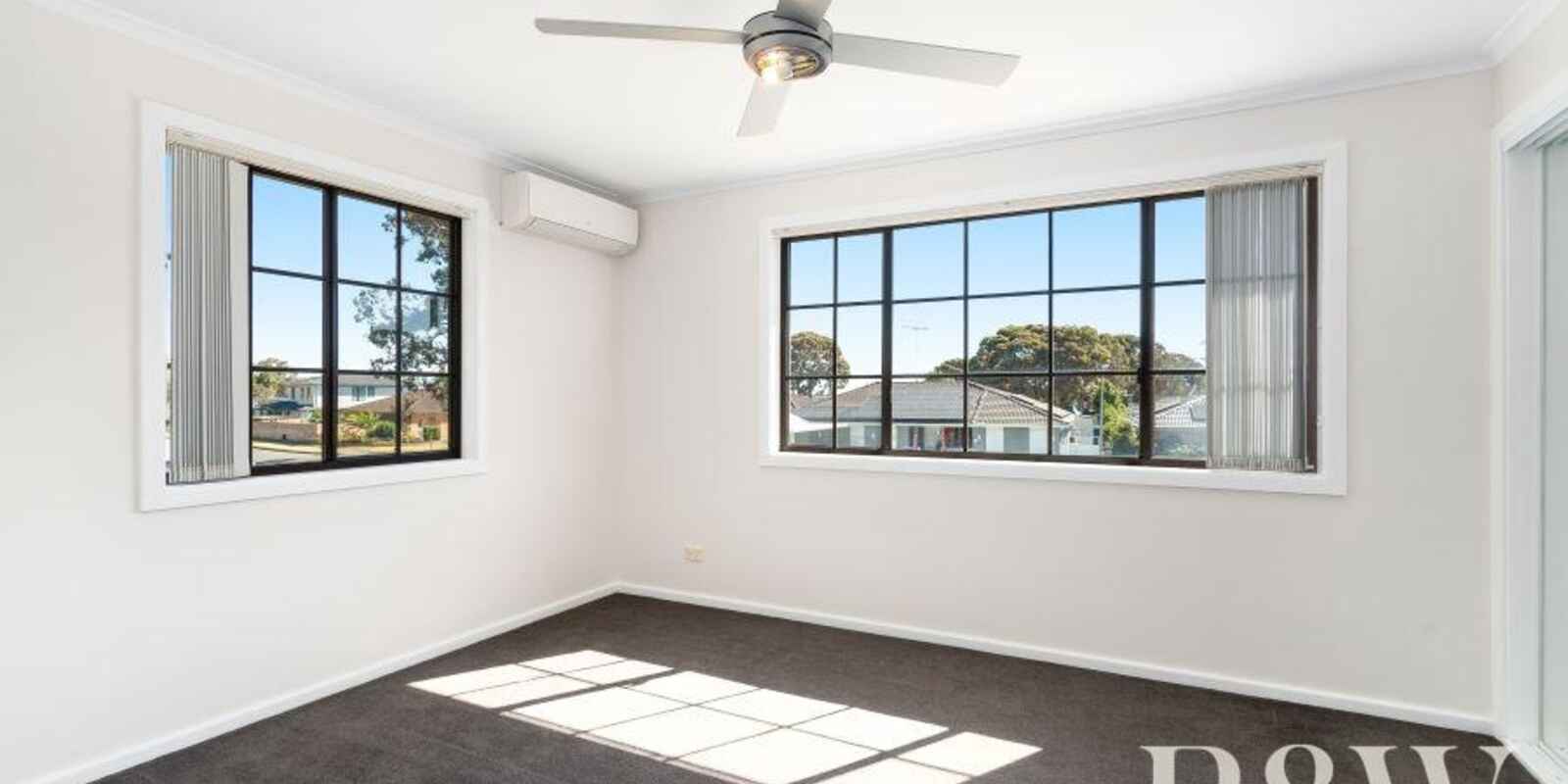 15 Daniel Parade St Clair