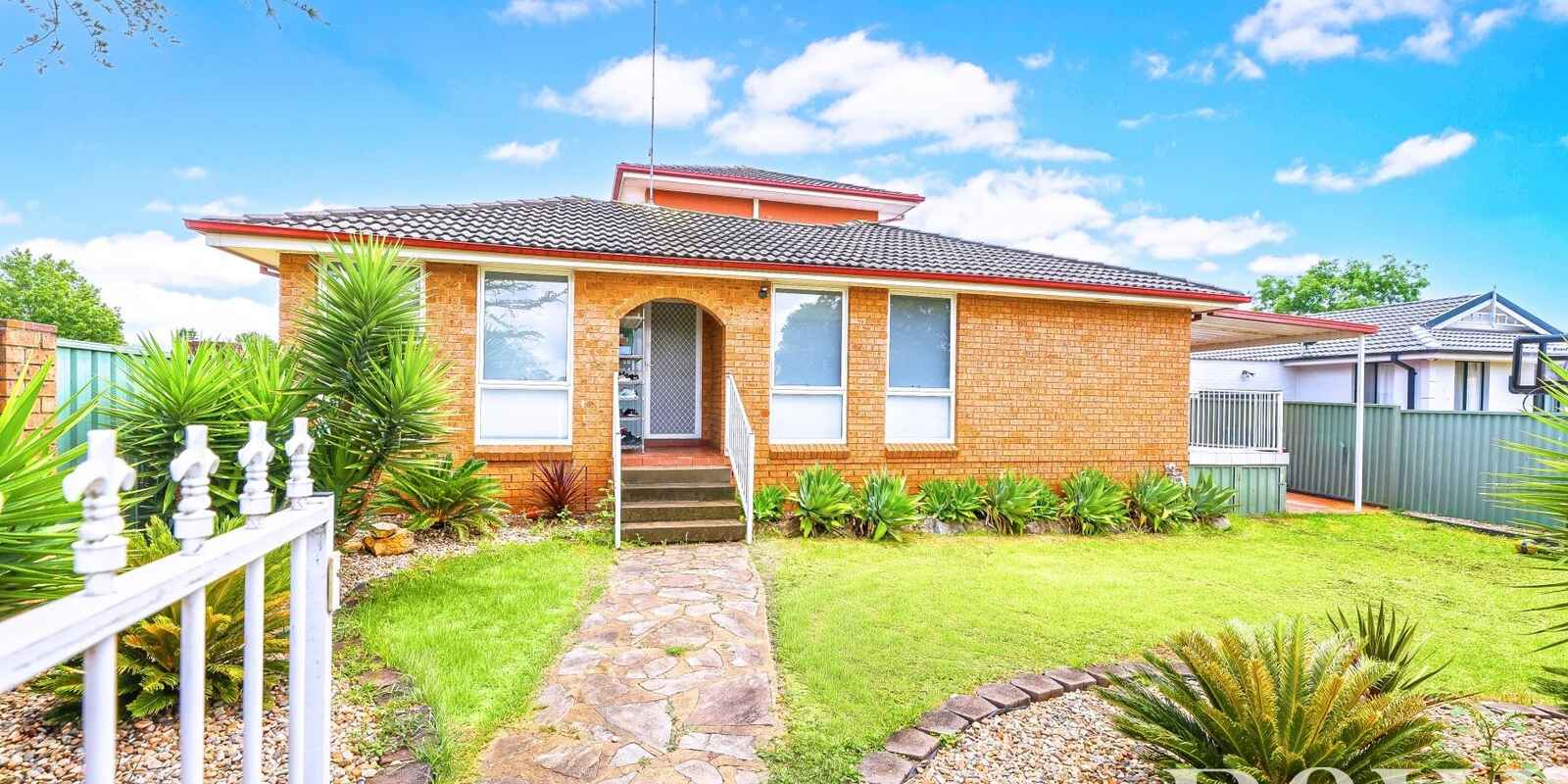 1 & 1A Chrisalex Place St Clair