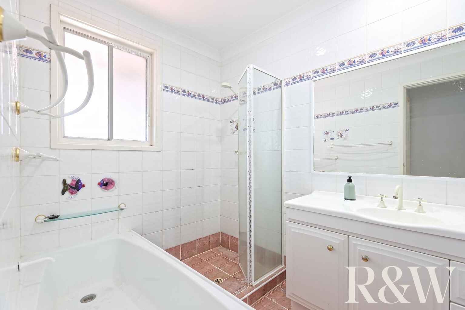 1 & 1A Chrisalex Place St Clair