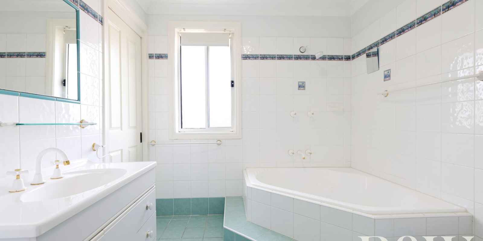 1 & 1A Chrisalex Place St Clair