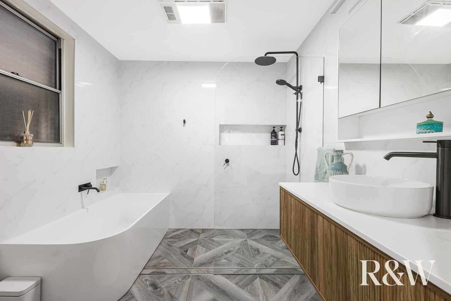 30 Francis Greenway Avenue St Clair 30 Francis Greenway Avenue St Clair