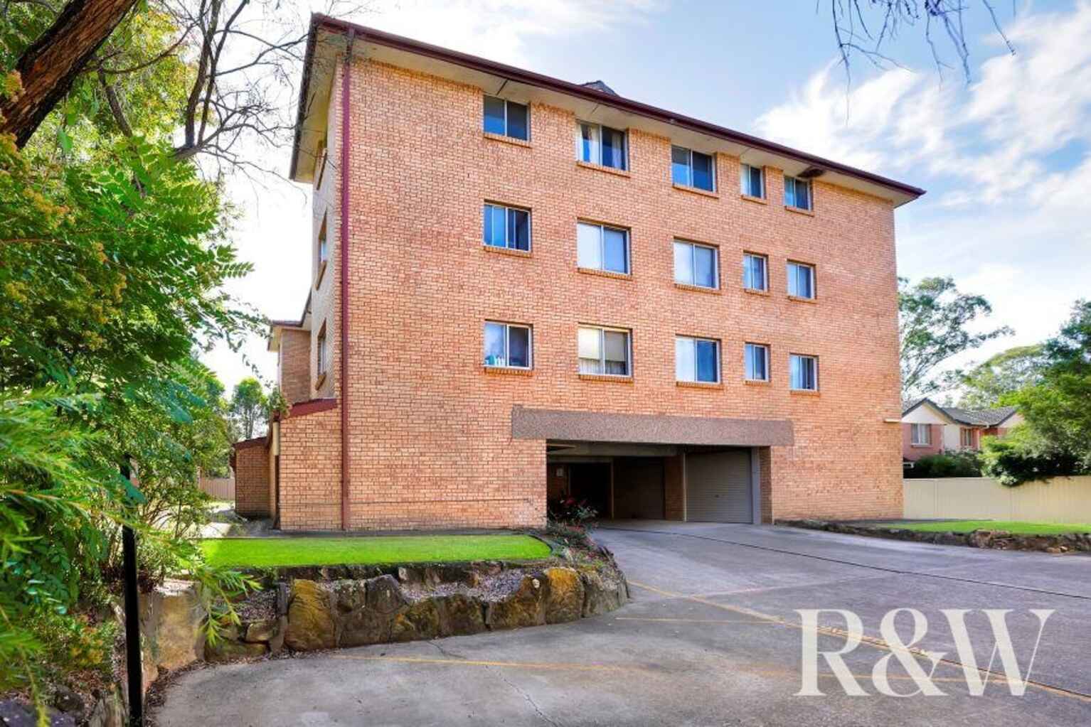 13/54 Park Avenue Kingswood