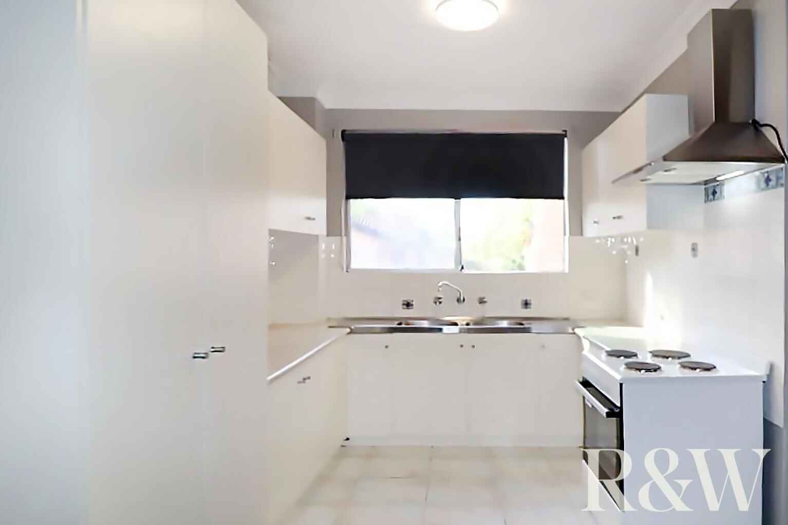 13/54 Park Avenue Kingswood