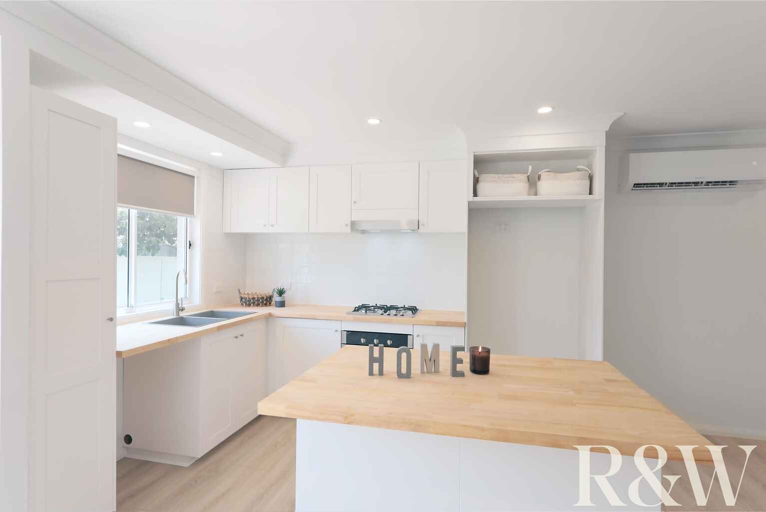 13 & 13A Warrenton Street St Clair 13 & 13A Warrenton Street St Clair