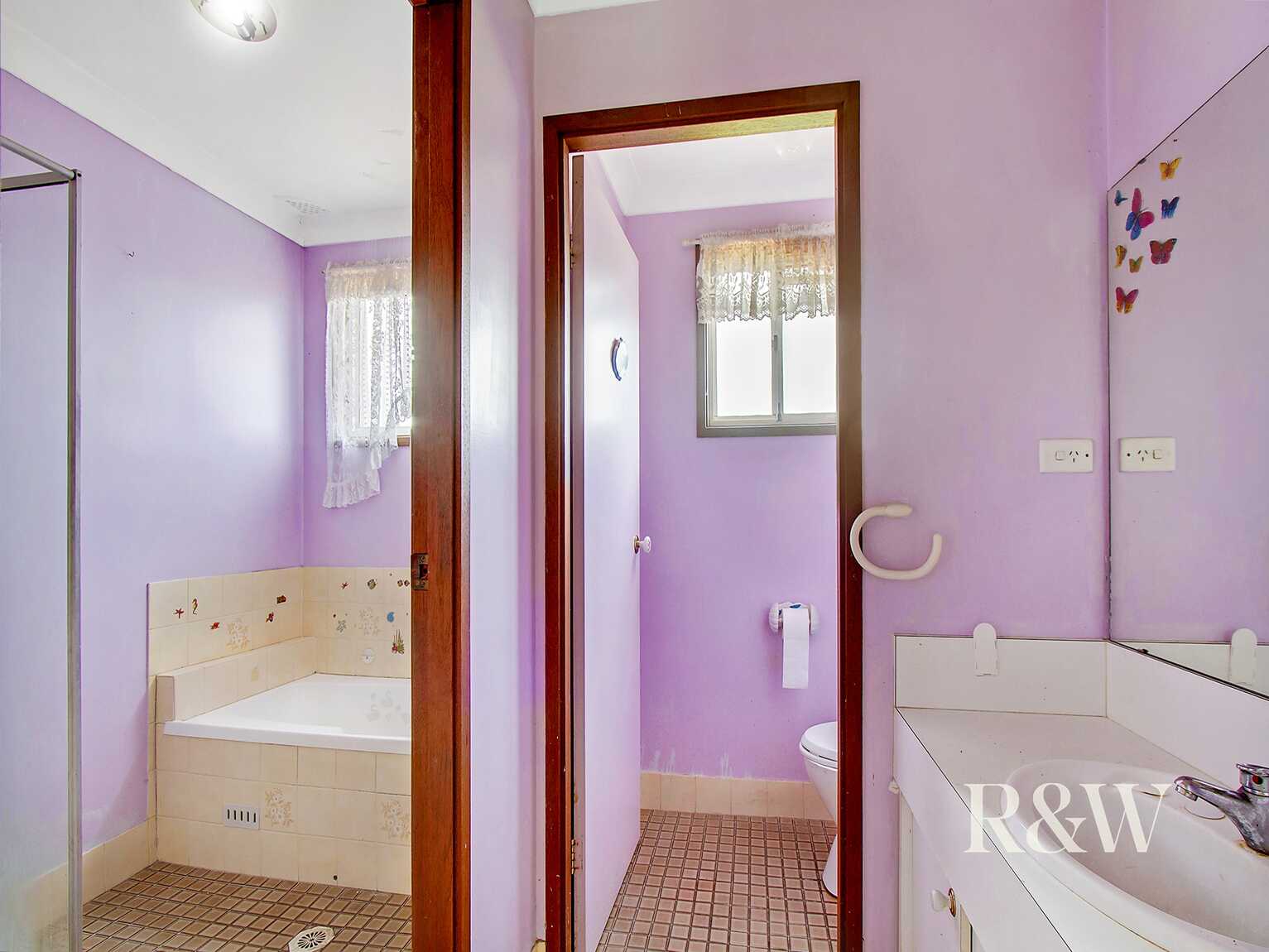 12 Verdi Glen St Clair