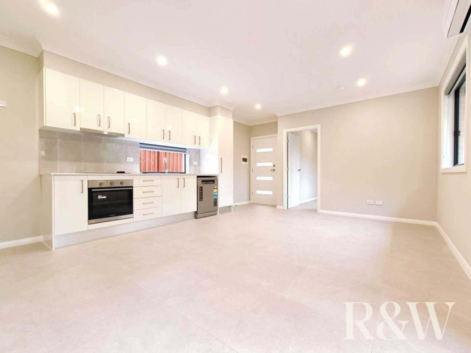 44A Greenway Drive South Penrith