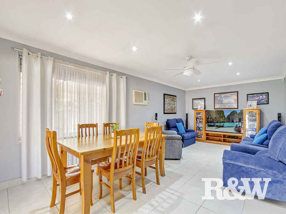 4 Villiers Place Oxley Park