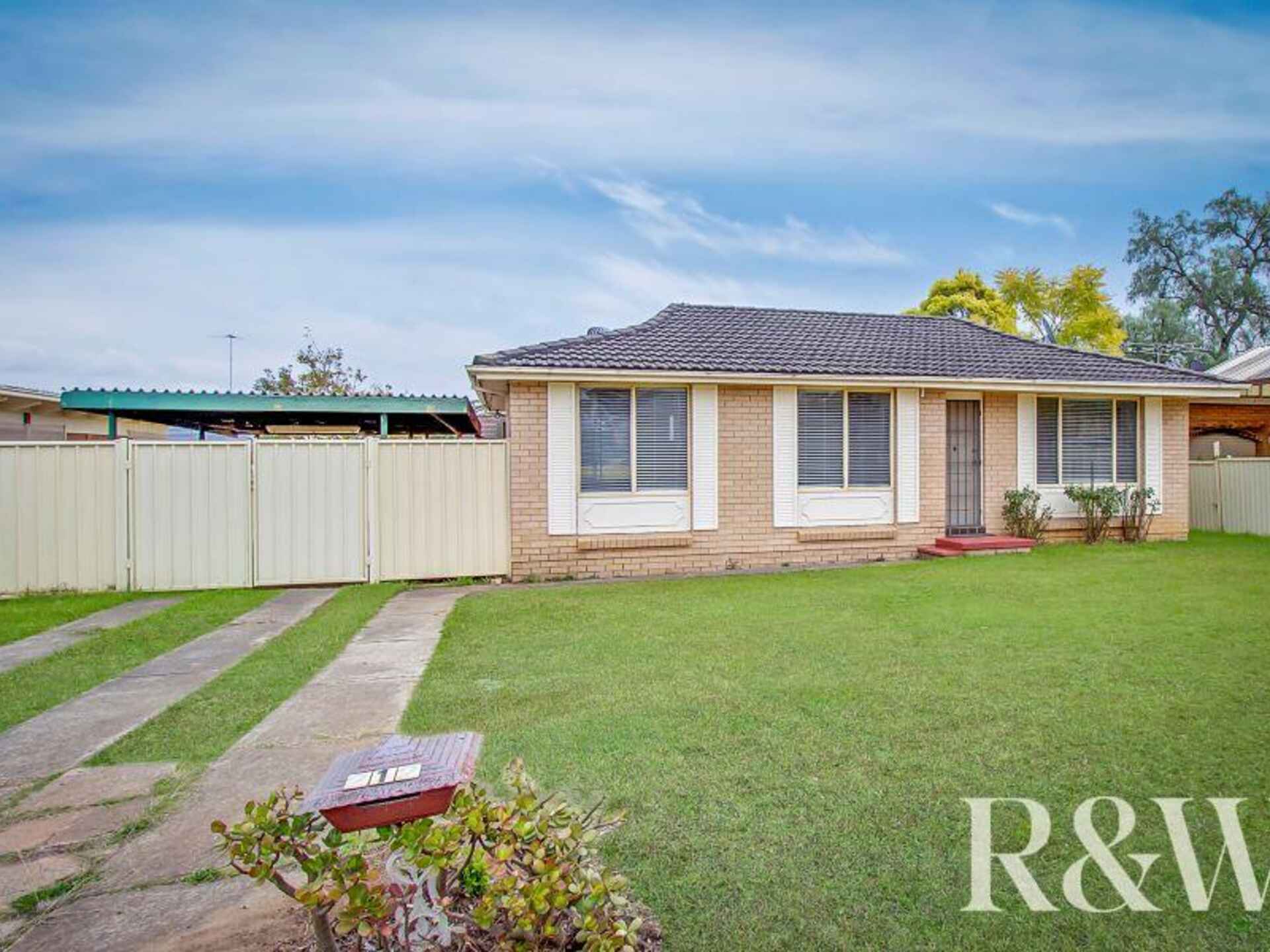 212 Banks Drive St Clair