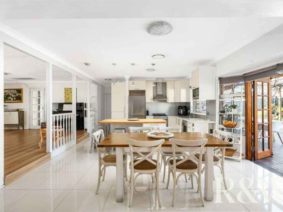 2 Pyramus Place St Clair