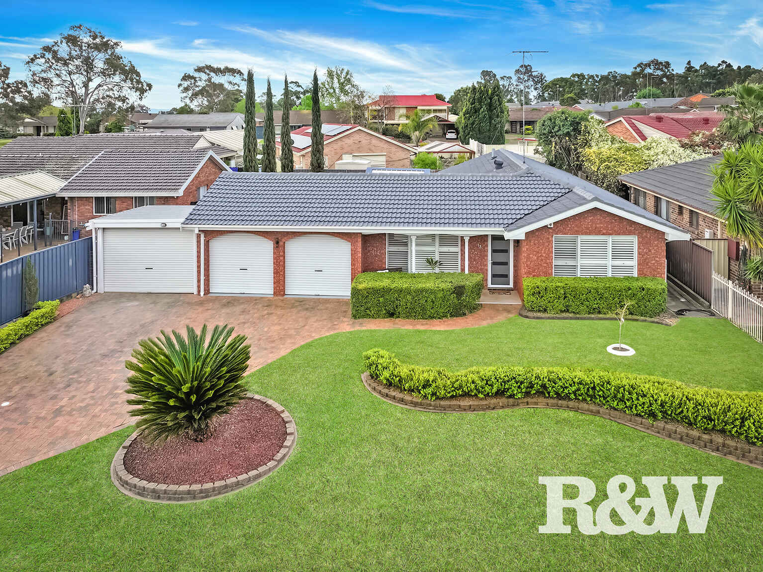 13 Mcintyre Avenue St Clair