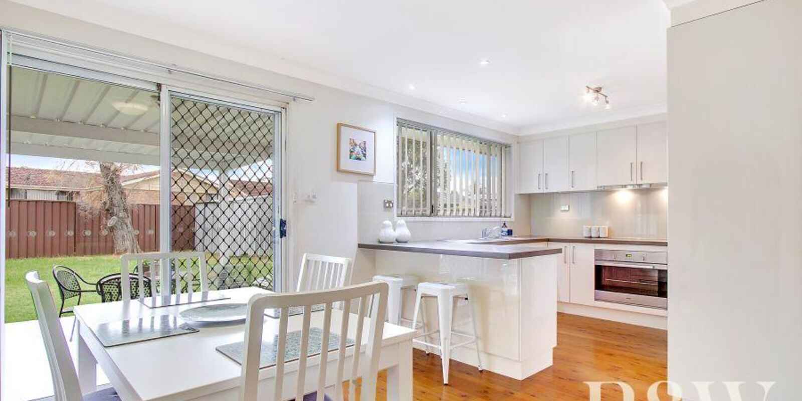 12 Como Close St Clair