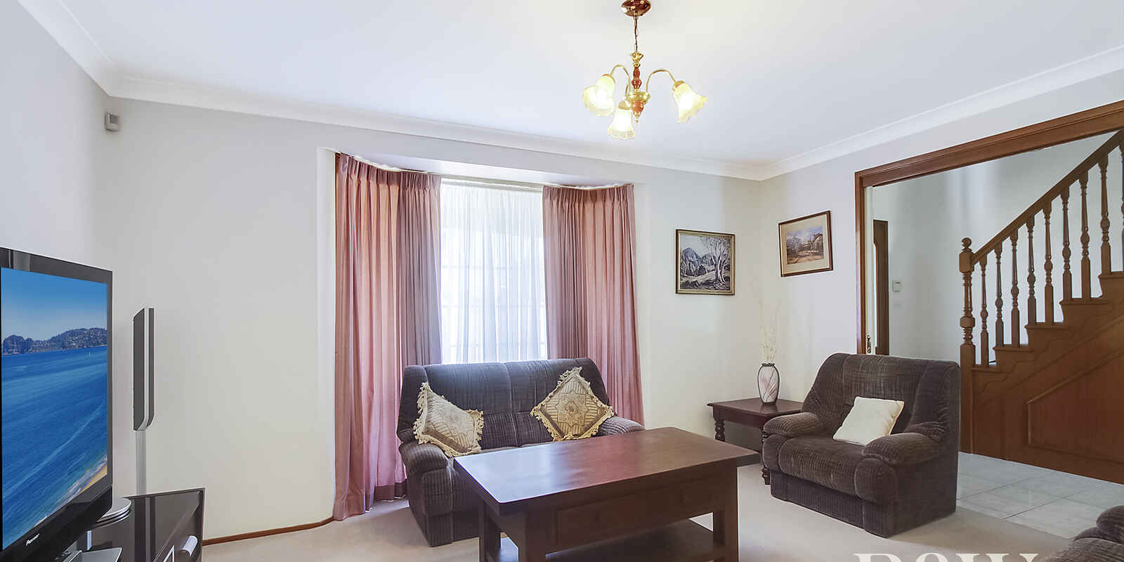 10 Leicester Way St Clair