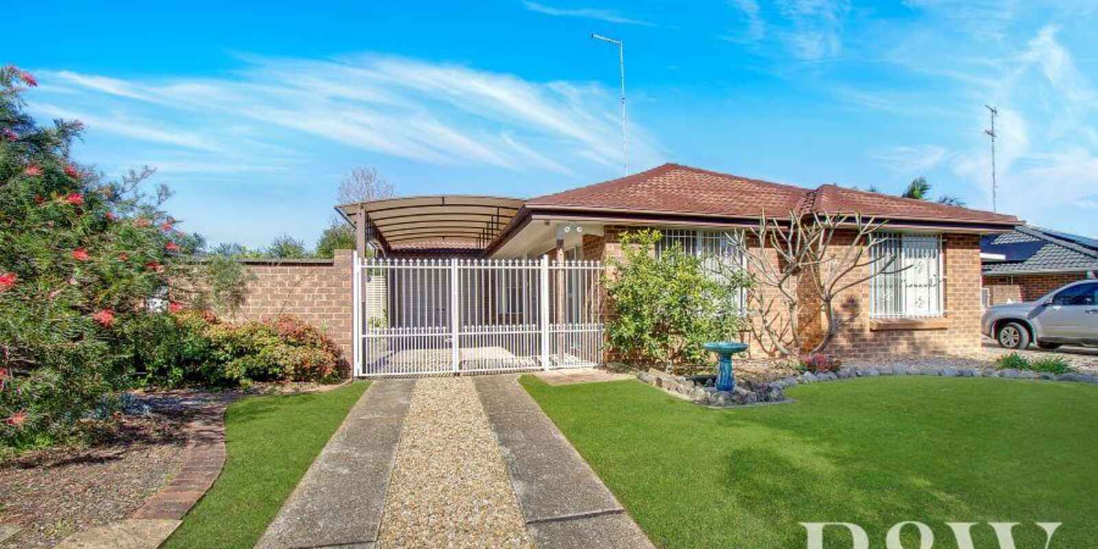 8 Garrick Road St Clair