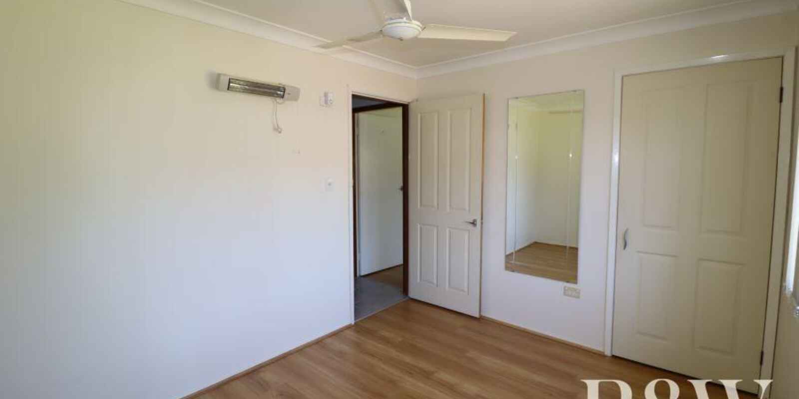 8 Garrick Road St Clair