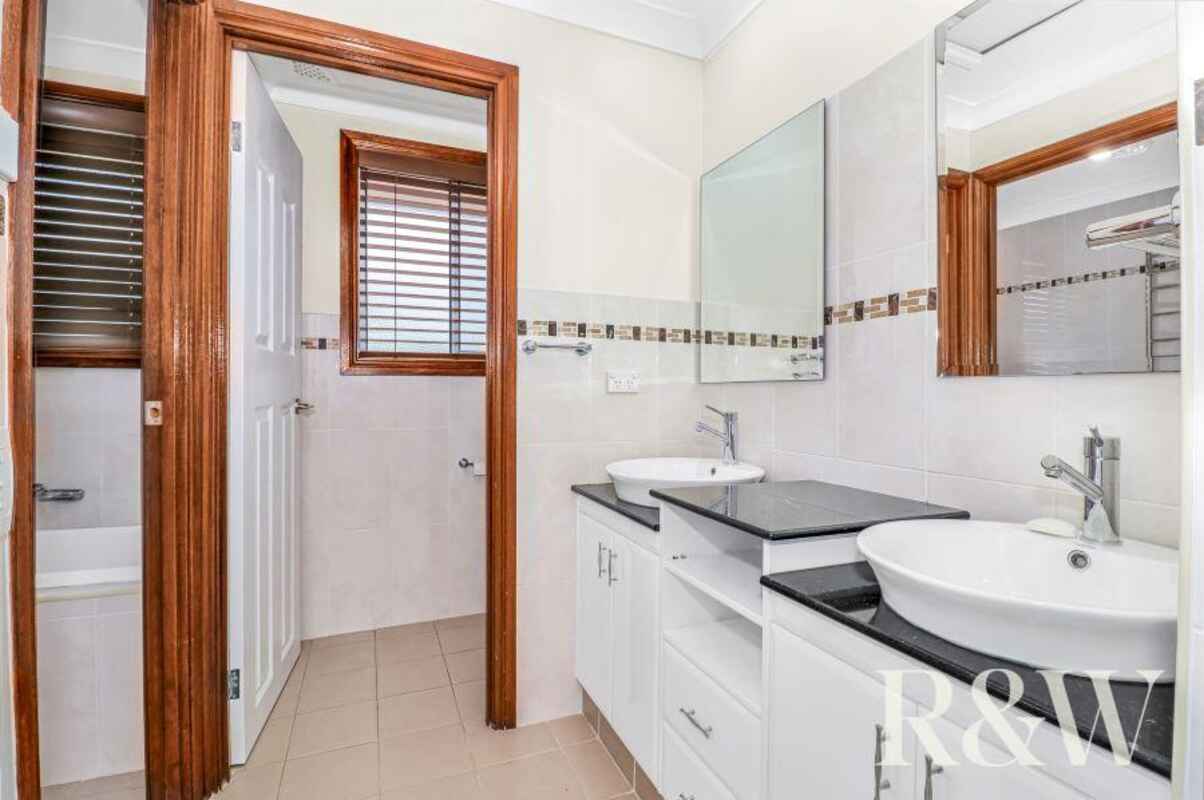 24 Lockheed Circuit St Clair