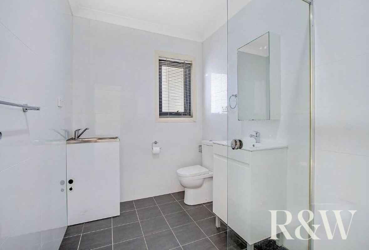 6A Dryberry Avenue St Clair