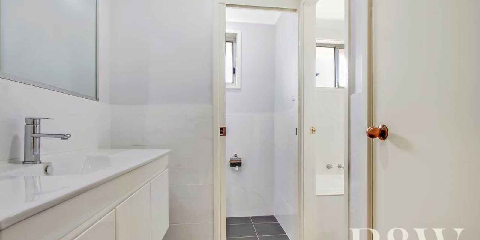 4 Sandalwood Avenue St Clair