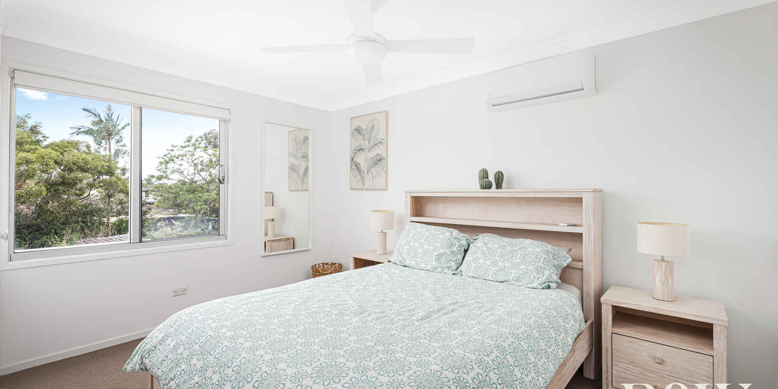 30 Francis Greenway Avenue St Clair