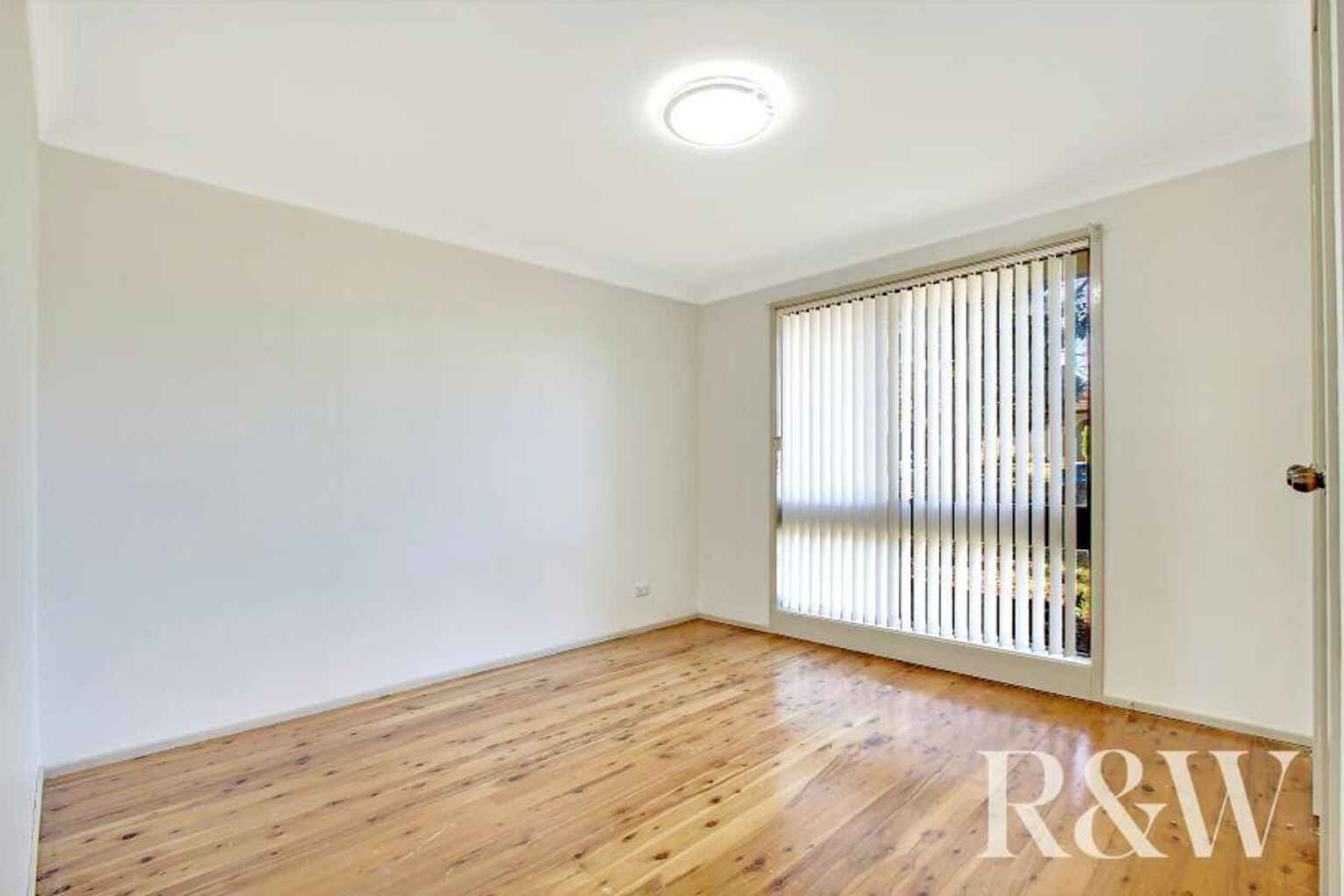 8 Ontario Avenue St Clair