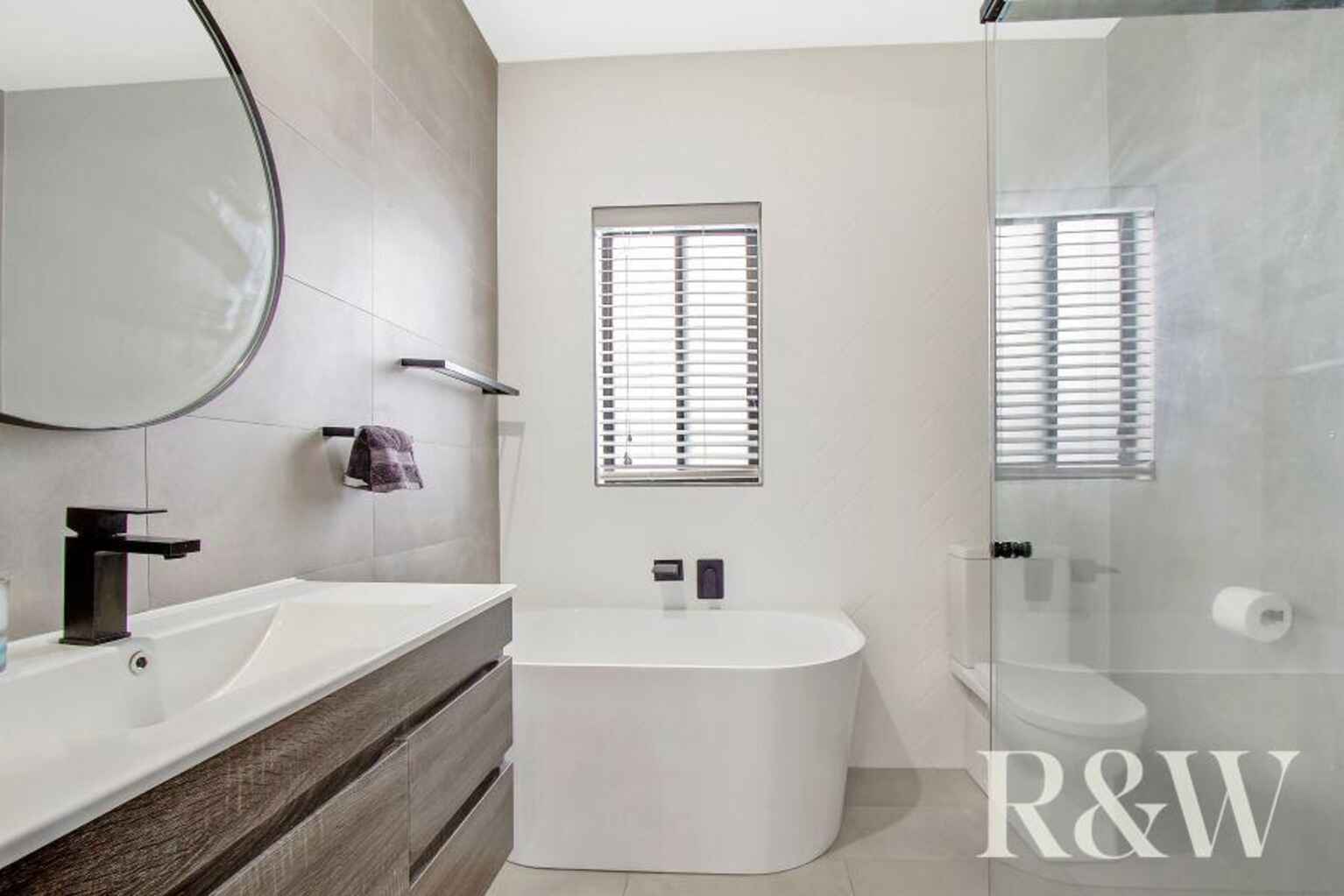 12A Starlight Place St Clair